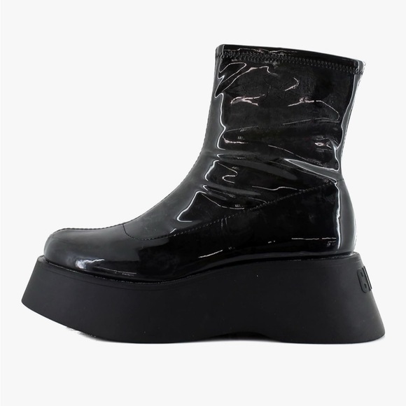 Circus by Sam Edelman Shiny Black Platform Boots - Picture 6 of 8